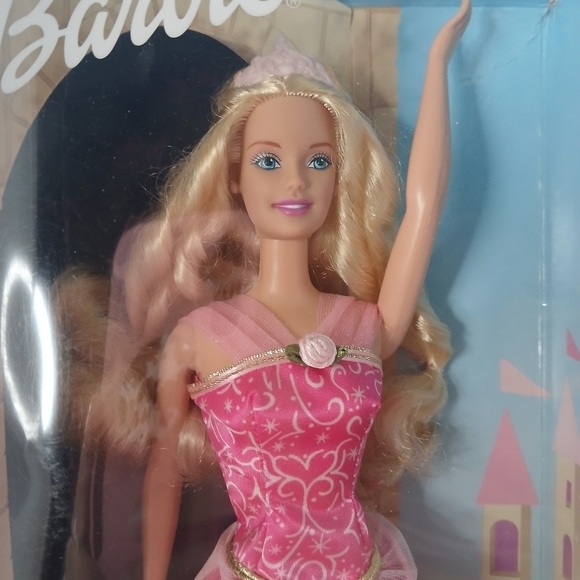 Sold Mattel Barbie Pretty Princess 2001 Boxed Long Hair Pink Barbiecore Dress - Picture 5 of 16